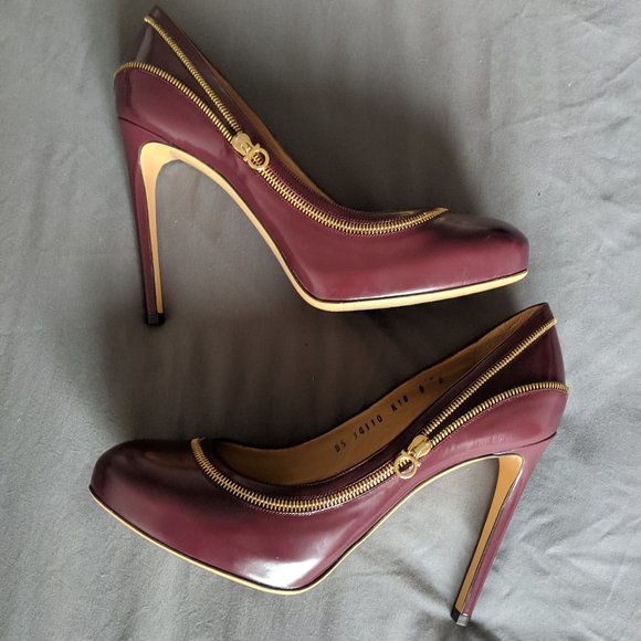 Ferragamo Burgundy Leather Zipper Seam Rory Heels - Picture 1 of 16